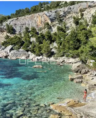 Baugrundstück 1.565 m², Hvar - Bucht Zaraće - 3
