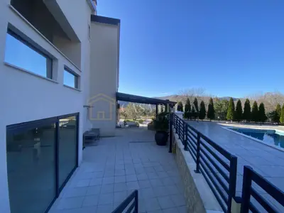 Haus zum Kauf in Grižane-Belgrad, 390,4 m² - 12