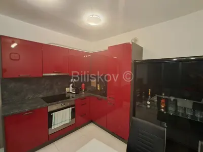 Stan 60 m², Kman, Split - dvije spavaće sobe i lođa - 2