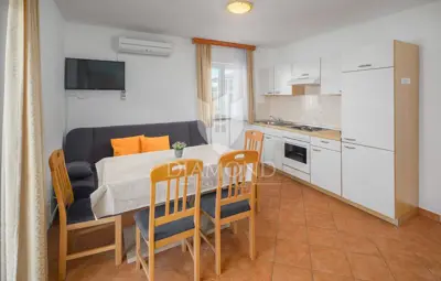 Haus 510 m², Poreč - 6 Apartments und Pool - 16