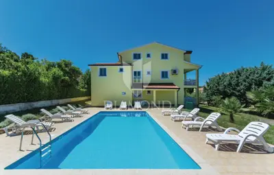 Haus 510 m², Poreč - 6 Apartments und Pool - 7