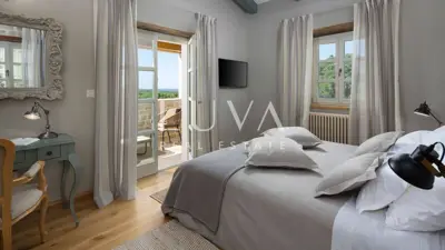 Villa 372 m², Ladići near Kanfanar - pool and terrace - 16