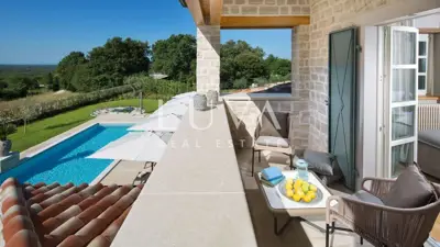 Villa 372 m², Ladići near Kanfanar - pool and terrace - 7
