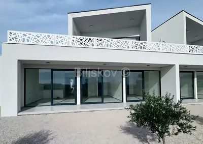 Verkauf, Vodice, neu erbautes Doppelhaus, 2 Etagen, Garten, Pool - 19