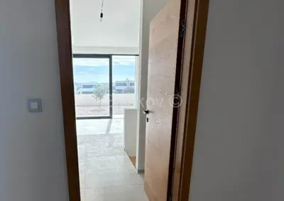 Verkauf, Vodice, neu erbautes Doppelhaus, 2 Etagen, Garten, Pool - 12