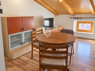 House 300 m², Buje - center and quiet location - 7