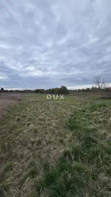 Baugrundstück 2.547 m², Zemunik Donji - flaches Grundstück - 2