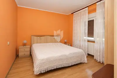 Kuća u Rukavcu, tri razine i mirna lokacija - 18