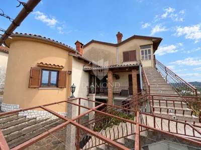 Kuća u Rukavcu, tri razine i mirna lokacija - 4