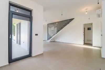 Doppelhaushälfte, Medulin - Pool und angelegter Hof - 6