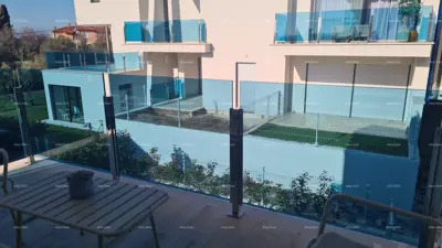 Apartman 66 m², Lovrečica, parkirno mjesto i spremište
