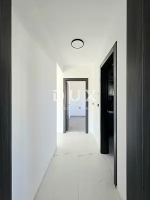 Istra, Štinjan, 2-sobni stan, 71,39 m², garaža, lift - 15