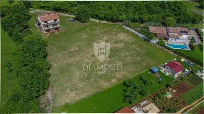 Bauland 3.614 m², Šišan - in der Nähe von Pula