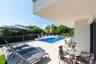 Vabriga, villa 270 m² with pool and sea view - 3