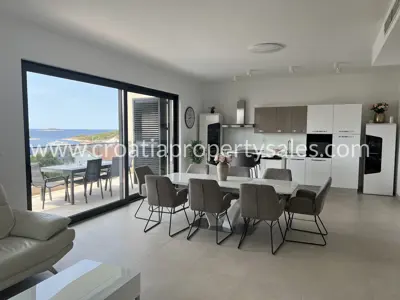 Villa 400 m², Rogoznica - sea view and pool - 4