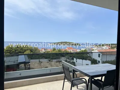 Villa 400 m², Rogoznica - sea view and pool - 14