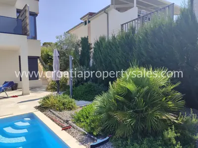 Villa 400 m², Rogoznica - sea view and pool - 2