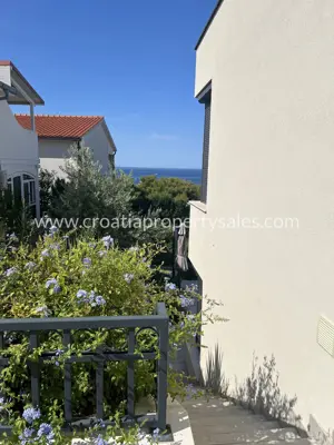 Villa 400 m², Rogoznica - sea view and pool - 11