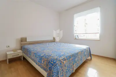 Stan 108 m², Novigrad okolica - 3 spavaće sobe i 2 terase - 7