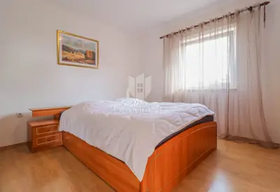 Stan 108 m², Novigrad okolica - 3 spavaće sobe i 2 terase - 9
