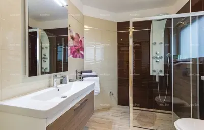 Villa in Šišan, Pool, Garage und vier Schlafzimmer - 13