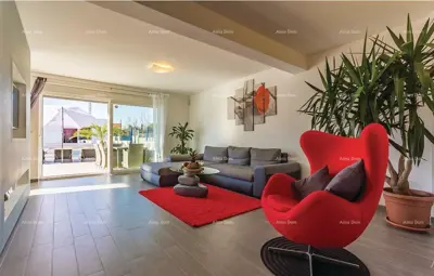 Villa in Šišan, Pool, Garage und vier Schlafzimmer - 3