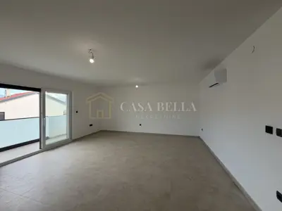 Stan 97 m² u Novom Vinodolskom, 350 m od mora i plaže