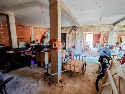 Lagerraum 84 m², Rovinj - Nähe zum Zentrum und Erdgeschoss