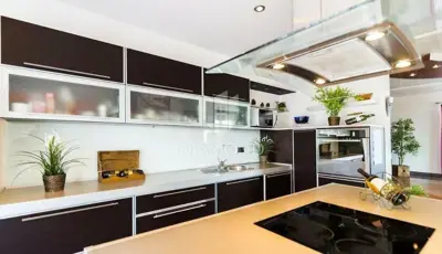 Haus zum Kauf in Centar, 350 m² - 7