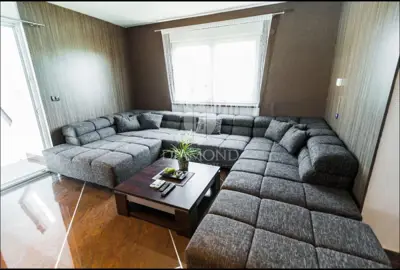 Haus zum Kauf in Centar, 350 m² - 6