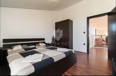 Haus zum Kauf in Centar, 350 m² - 8