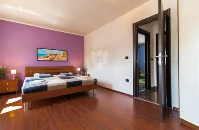 Haus zum Kauf in Centar, 350 m² - 12