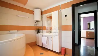 Haus zum Kauf in Centar, 350 m² - 18