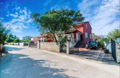 Haus zum Kauf in Centar, 350 m² - 3