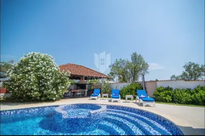 Haus zum Kauf in Centar, 350 m² - 2