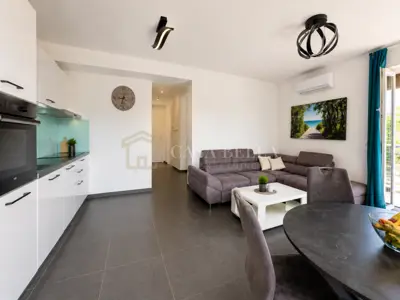Apartment for sale in Drenova, 60 m² - 2