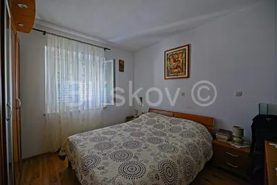 Kamena kuća u Postirama, pogled na more i blizina plaže - 13