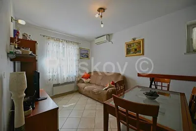 Kamena kuća u Postirama, pogled na more i blizina plaže - 11