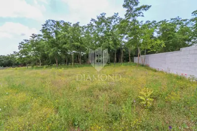 Land 1,605 m², Kanfanar - quiet location - 6