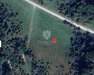 Zemljište 14.790 m², Klana - uz makadamski put - 3