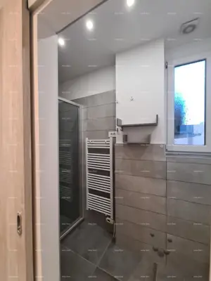 Stan 73 m², Pula Centar - renoviran i odmah useljiv - 18