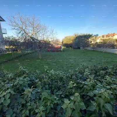 Građevinsko zemljište 1 895 m², Medulin, blizu centra i mora - 2