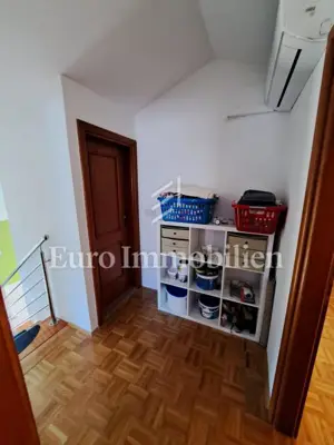 Trosobni stan na dvije etaže, otok Krk - 10