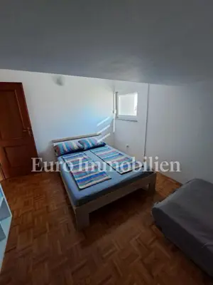 Trosobni stan na dvije etaže, otok Krk - 17