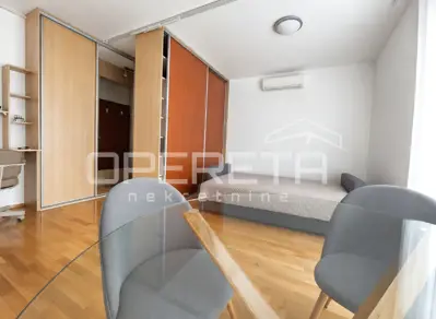 Apartment 35 m², Malešnica - like new and quiet location - 3