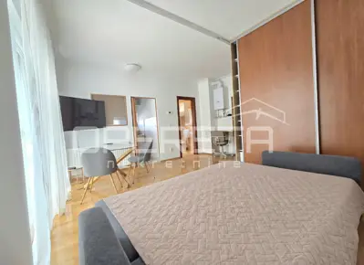 Apartment 35 m², Malešnica - like new and quiet location - 2