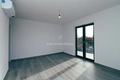 Haus zum Kauf in Nova Vas, 152 m² - 6