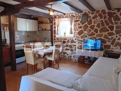 Stone house 105 m², Poreč - quiet settlement by nature - 3
