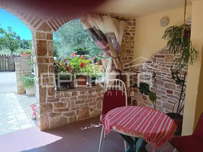 Stone house 105 m², Poreč - quiet settlement by nature - 12