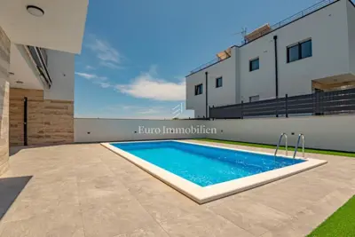 House for sale in Vodice, 140,4 m² - 13